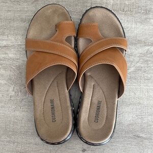 Cushionare toe loop thong sandal